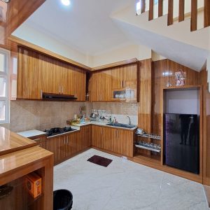 Rumah Siap Huni 2 Lantai Tanah Luas Dekat RS PKU Bantul