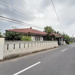 Rumah Classic Super Luas Siap Huni di Dekat Kids Fun Park