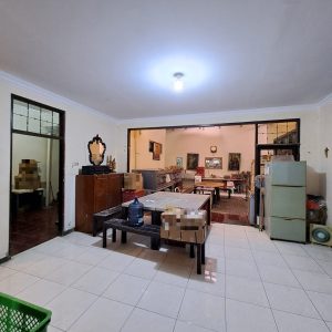 Rumah Tanah Luas Siap Huni 10 menit dari Tugu Jogja