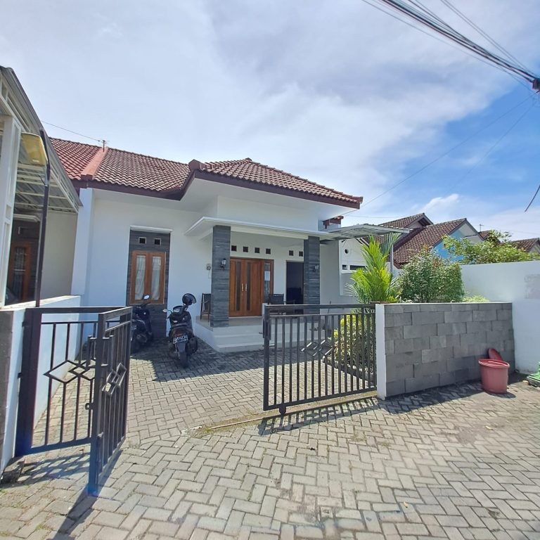 Rumah Siap Huni Tanah Luas 5 menit ke Jogja City Mall