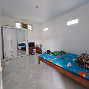 Rumah 2 Lantai Full Furnished di Dekat Ambarrukmo Plaza