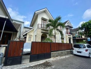 Rumah 2 Lantai Siap Huni Semi Furnished 3 Menit ke UMY