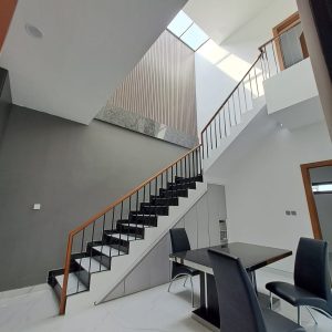 Rumah Mewah Elegan di Sleman Dekat Sleman City Hall