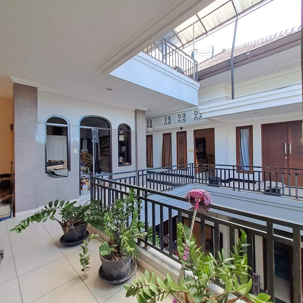 Ruang Usaha dan Rumah Strategis di Sleman dekat Pakuwon Mall