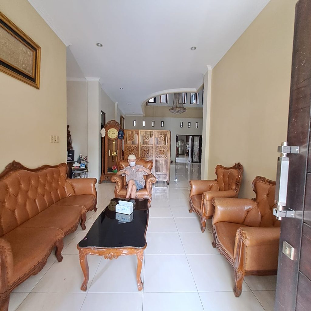 Ruang Usaha dan Rumah Strategis di Sleman dekat Pakuwon Mall