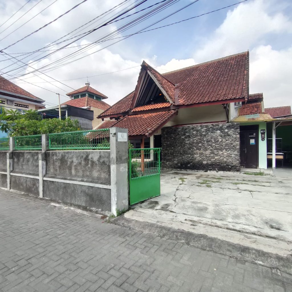 Rumah Luas 7 Kamar Strategis di Kota Jogja dekat Malioboro