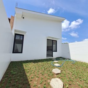 Rumah Cantik Minimalis di Bantul 7 menit dari Kampus UMY & ISI