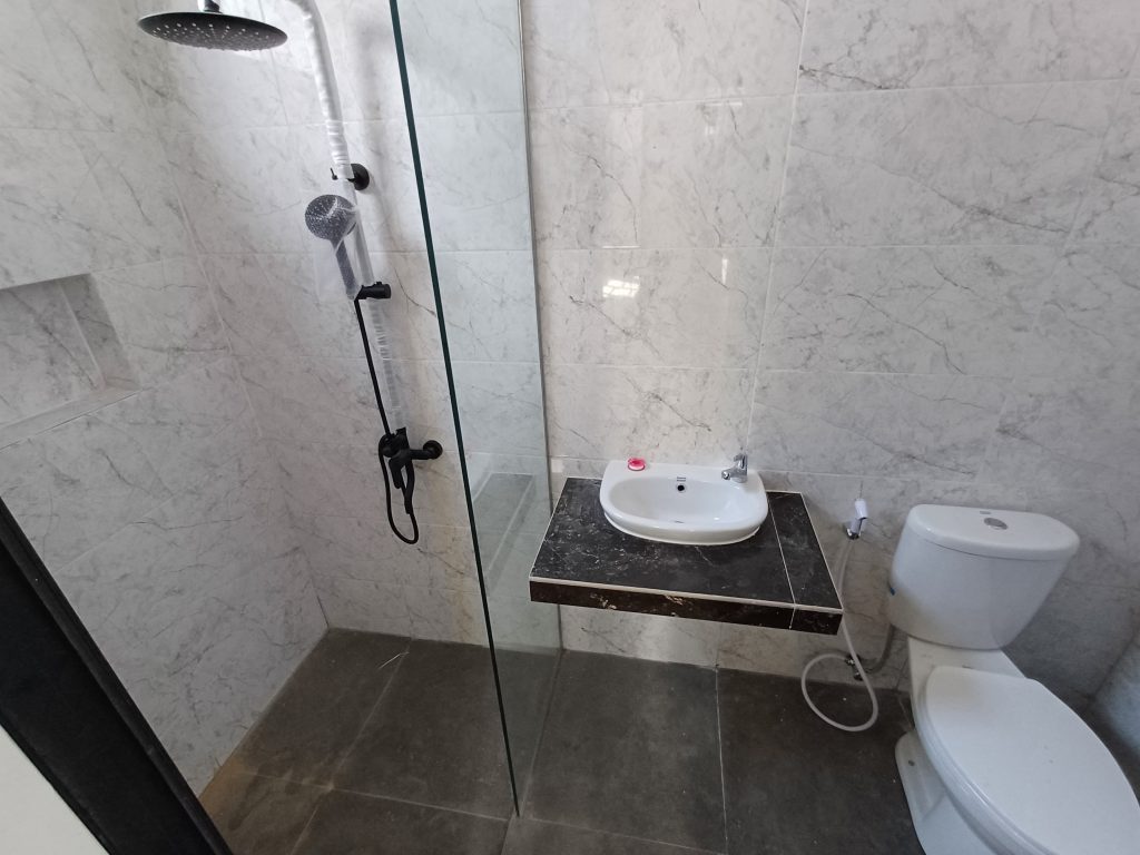 Rumah American Classic di Sleman dekat Al Azhar Cairo Jakal