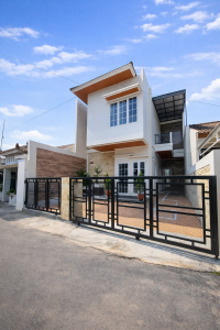 Rumah Siap Huni 2 Lantai di Palagan Dekat Sleman City Hall