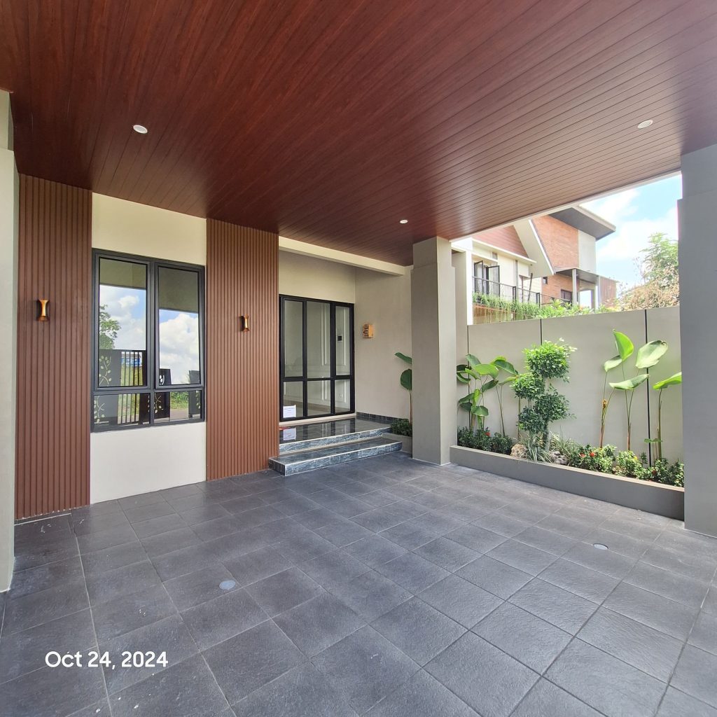 WhatsApp Image 2024-11-05 at 23.18.58