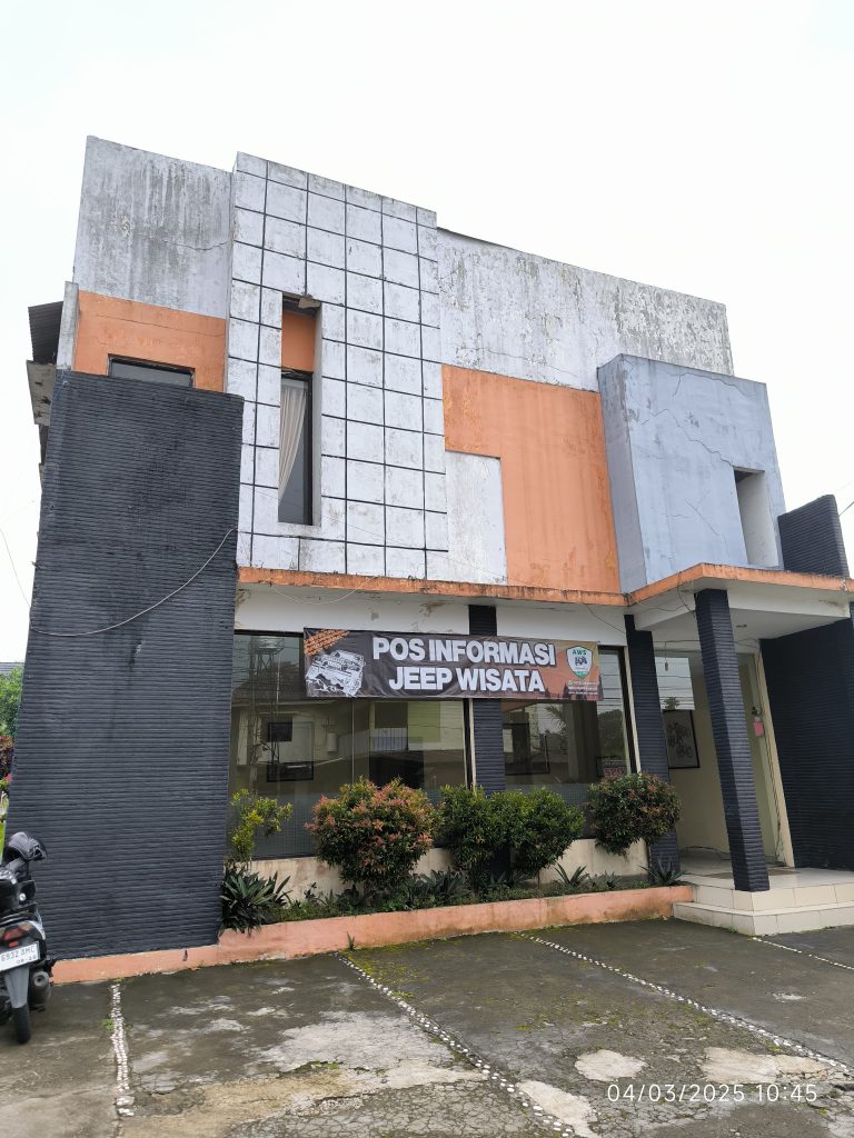 WhatsApp Image 2025-03-08 at 16.37