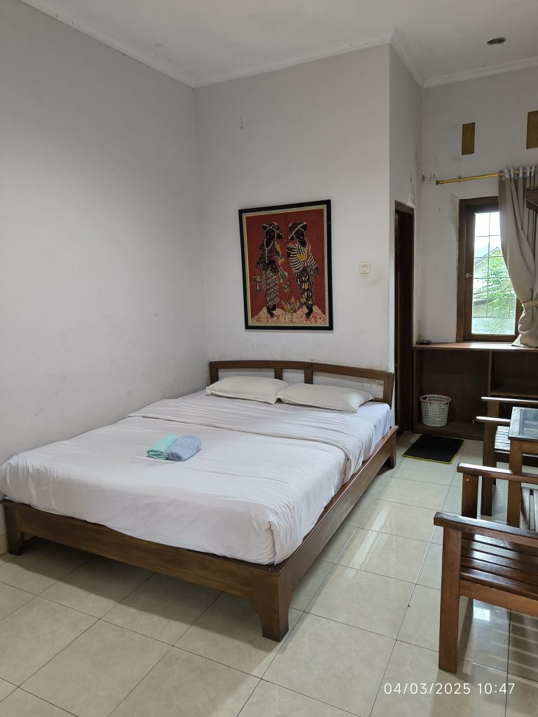 WhatsApp Image 2025-03-08 at 16.37