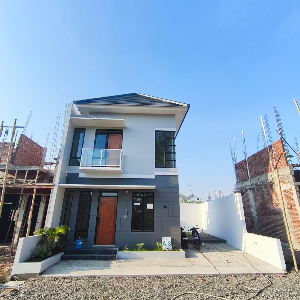 Rumah 2 Lantai Mulai 700 Jutaan di i Jogja. Menghadirkan total 36 unit rumah dengan tipe 36. Lingkungan nyaman dan aman.