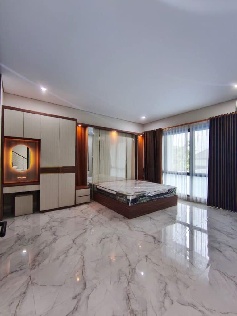 WhatsApp Image 2025-10-14 at 14.23.50