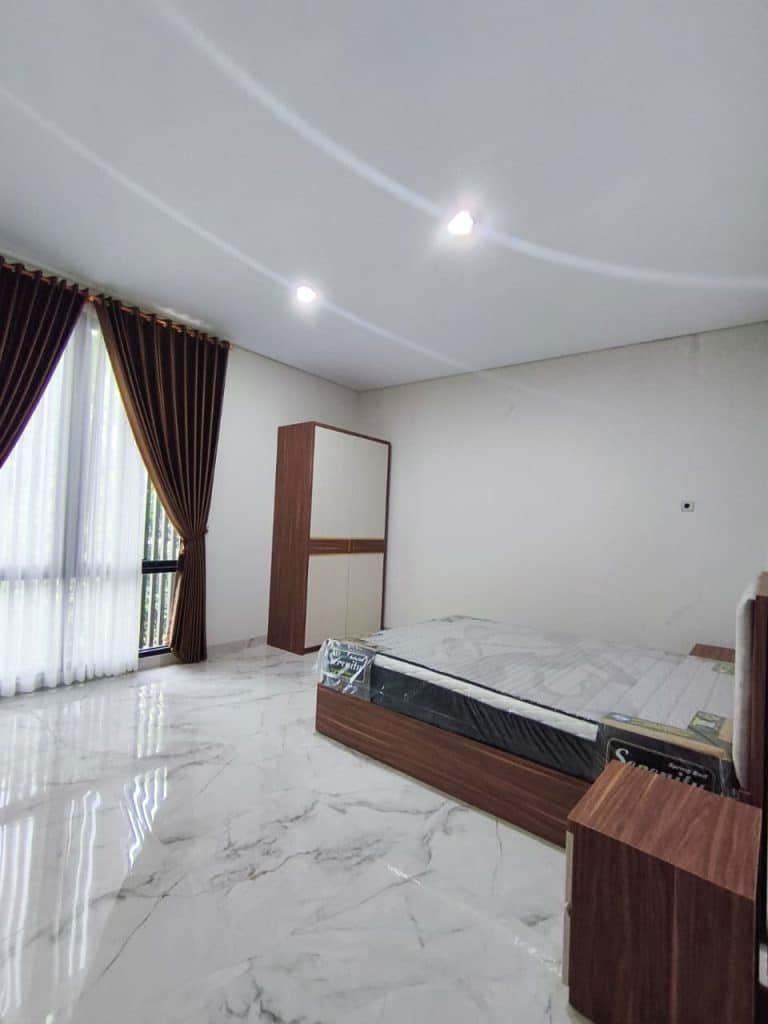 WhatsApp Image 2025-10-14 at 14.24.06 (1)