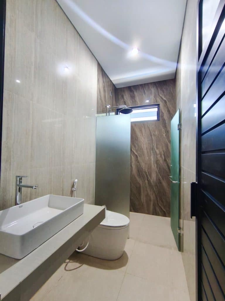 WhatsApp Image 2025-10-14 at 14.24.07