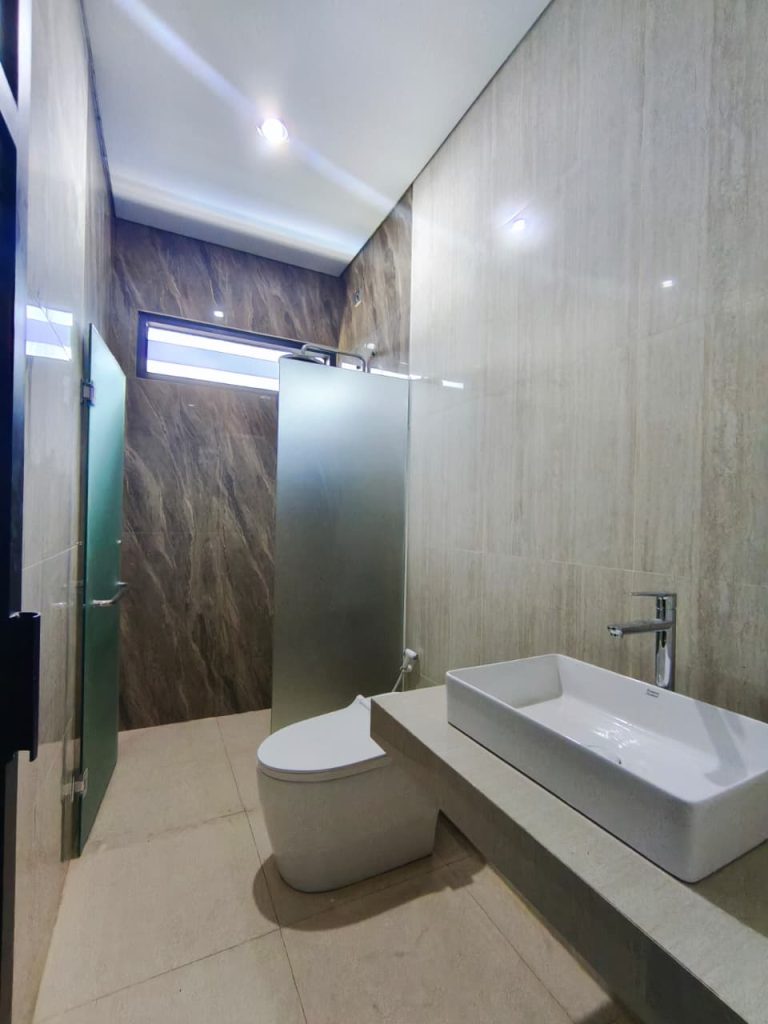 WhatsApp Image 2025-10-14 at 14.24.08 (2)