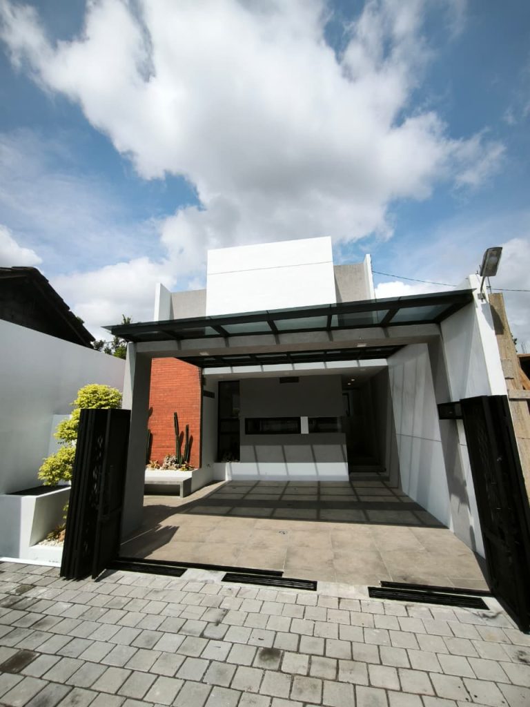 WhatsApp Image 2025-10-28 at 12.00.21