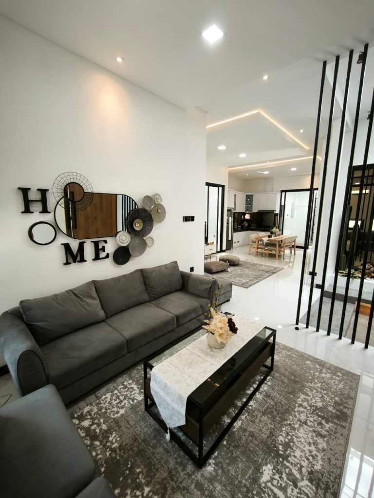 WhatsApp Image 2025-10-28 at 12.00.23 (2)