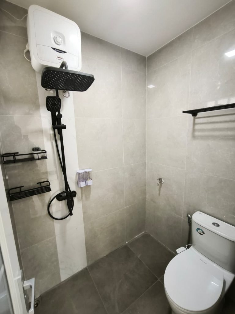 WhatsApp Image 2025-10-28 at 12.00.26 (1)