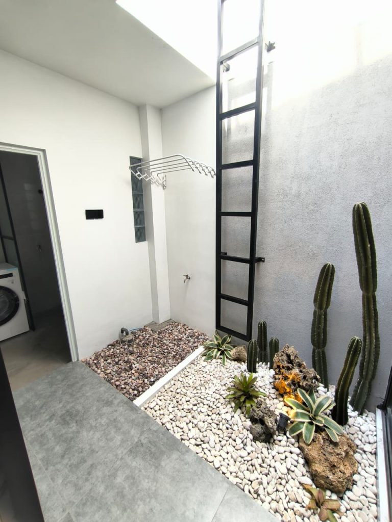 WhatsApp Image 2025-10-28 at 12.00.32