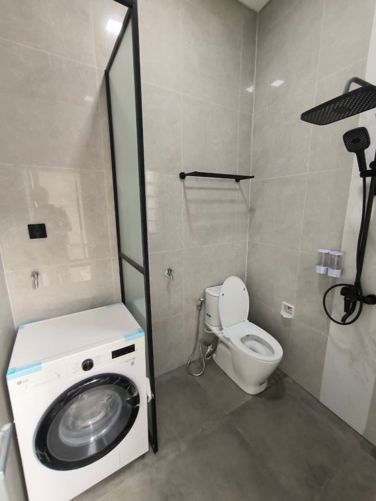 WhatsApp Image 2025-10-28 at 12.00.33